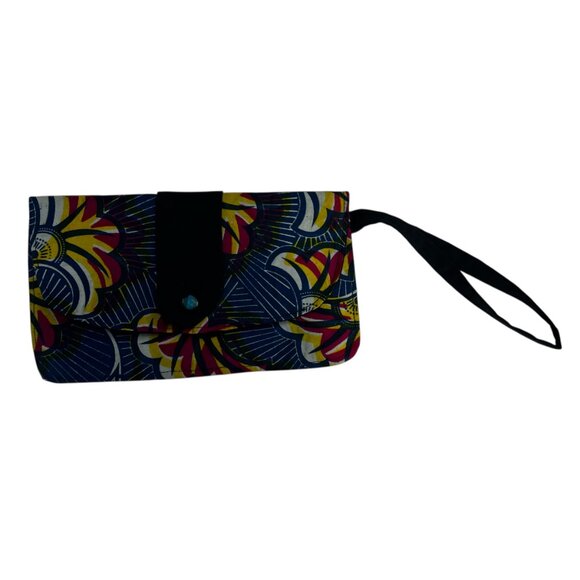 Blue BeautyBag/Wristlet that looks Handmade - Picture 4 of 7